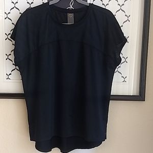 Shape black T-shirt